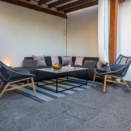 Apartman Luxusapartment Nav Podstrana