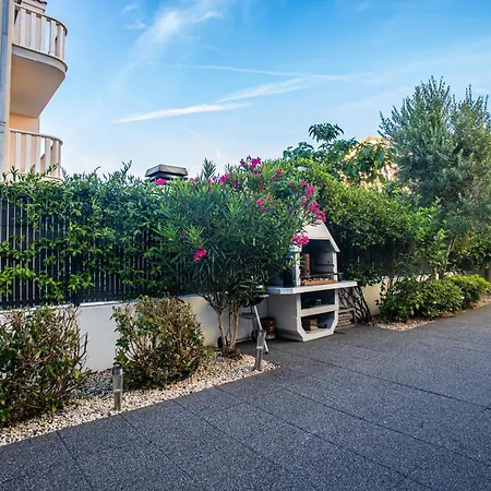 Luxusapartment Nav *